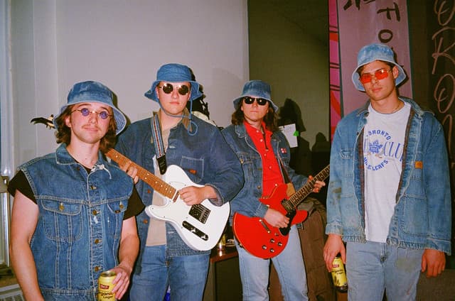 Richy Mitch & The Coal Miners gallery photo 5