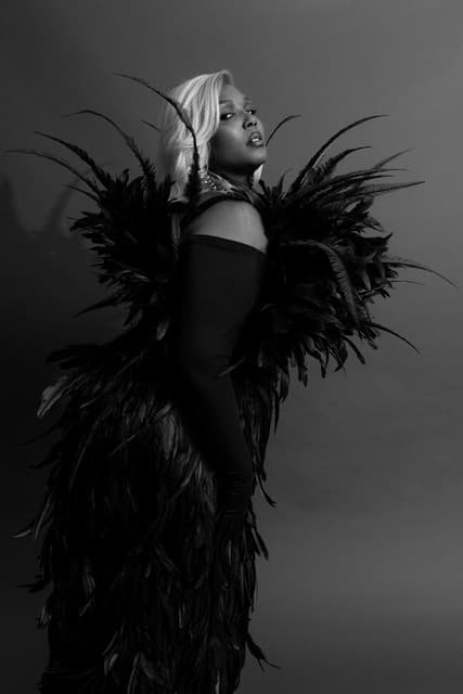 Lizzo gallery photo 1