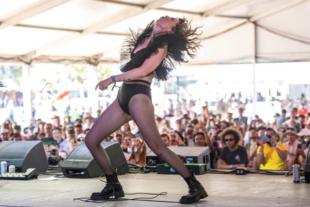 Primo The Alien gallery photo 4