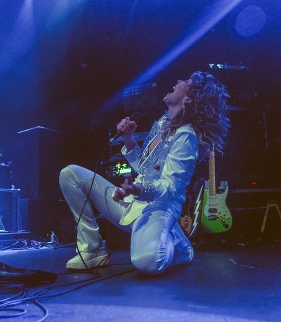 Primo The Alien gallery photo 5