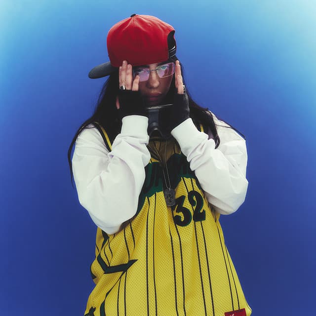 Billie Eilish gallery photo 3