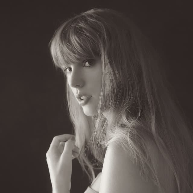Taylor Swift gallery photo 3