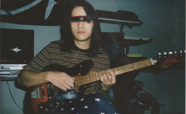 Eyedress gallery photo 2