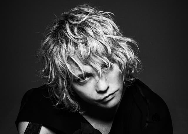 HYDE gallery photo 2