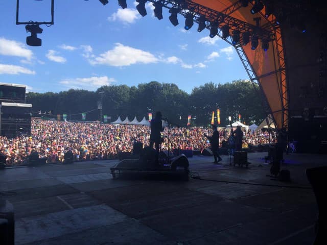 Furious gallery photo 3