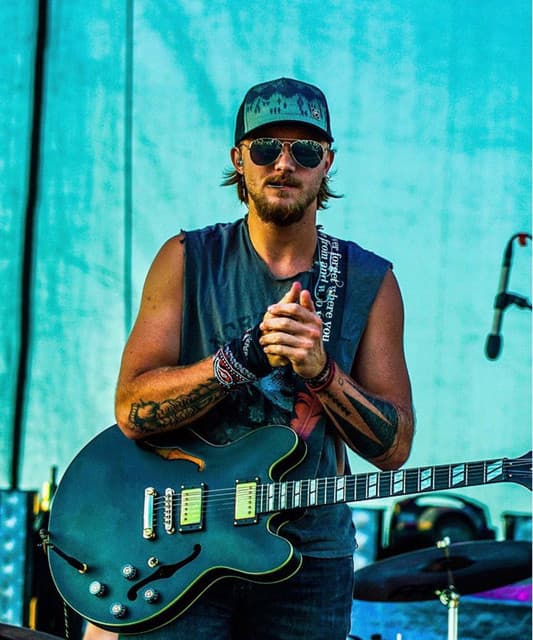 Jackson Dean gallery photo 2