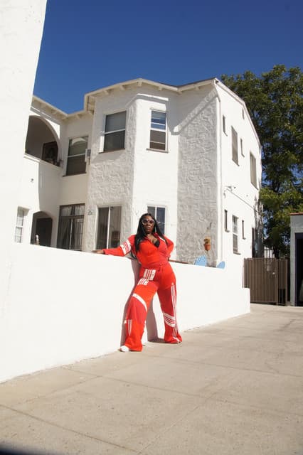 MOYA gallery photo 1