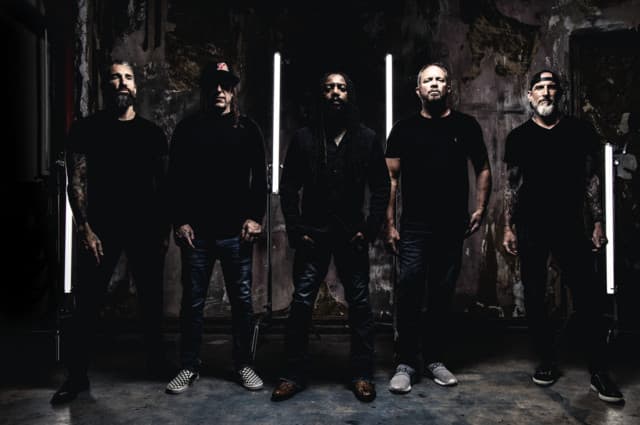 Sevendust gallery photo 2