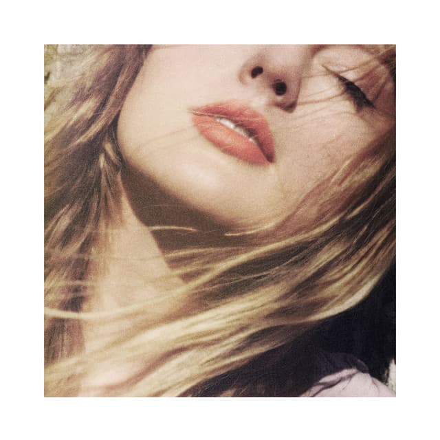 Taylor Swift gallery photo 5