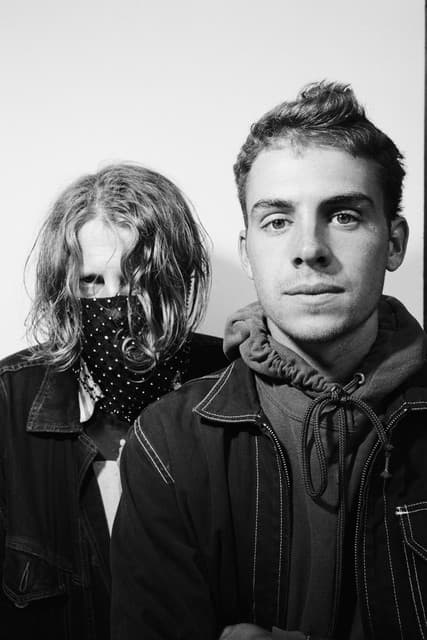 Royel Otis gallery photo 3