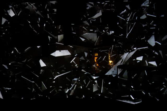 Amon Tobin gallery photo 7