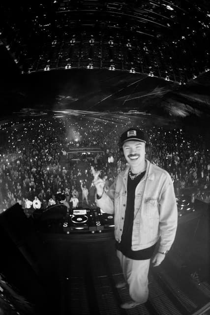 Dom Dolla gallery photo 3