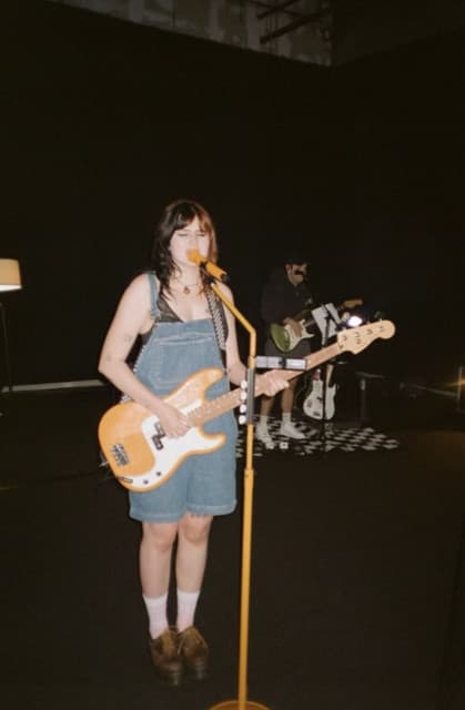 Gayle gallery photo 1