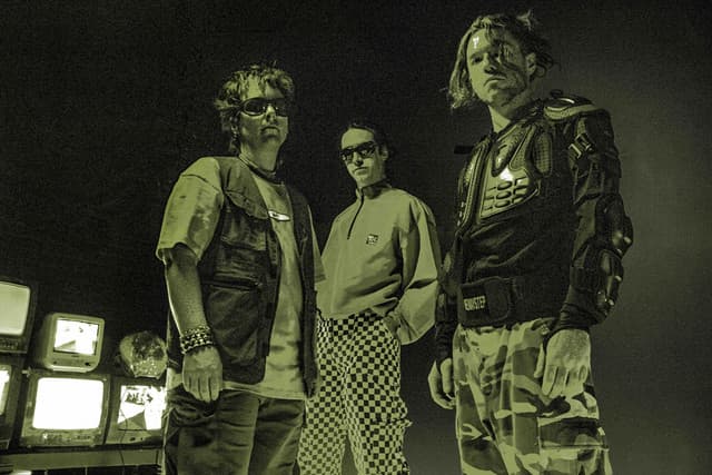 Machine Girl gallery photo 1