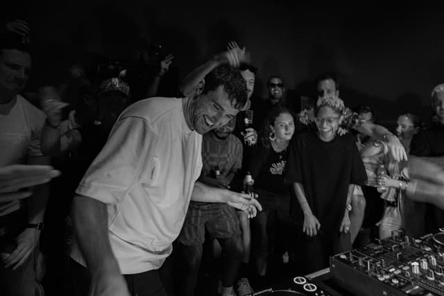 Fred again.. gallery photo 1