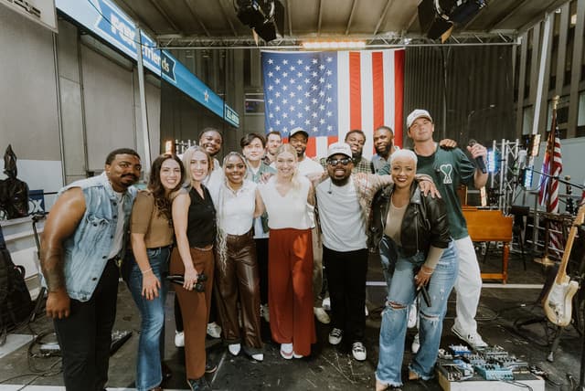 Maverick City Music gallery photo 2