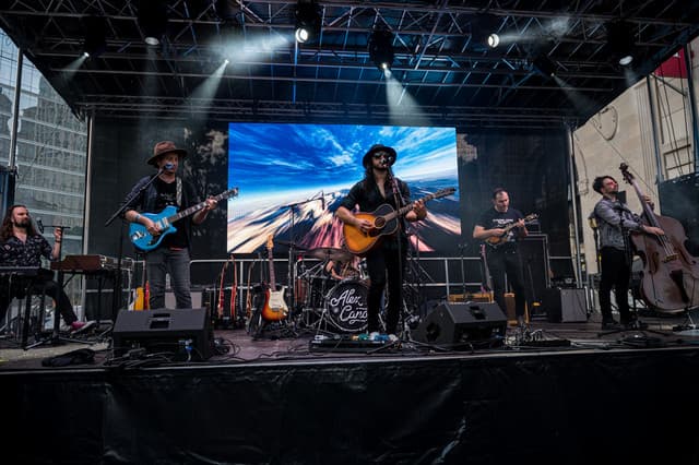 Alex Cano gallery photo 1