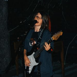 Single: Weight of the World