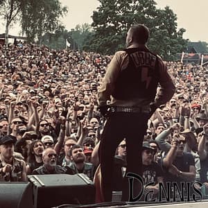Single: Dennis (Live från Sweden Rock Festival)