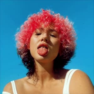 Single: throw dat ass