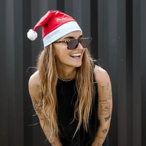 Single: Christmas (Baby, Please Come Home)