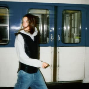 Single: Une semaine à Paris