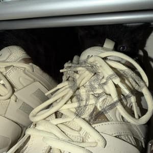 Single: cross my heart