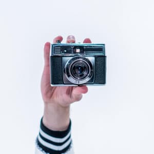 Single: Modern Tricks