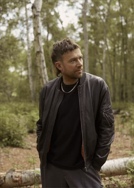 Damon Albarn gallery photo 2