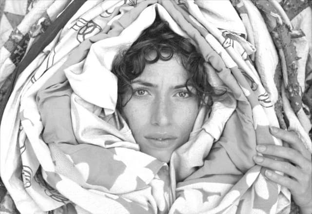 Aldous Harding gallery photo 2