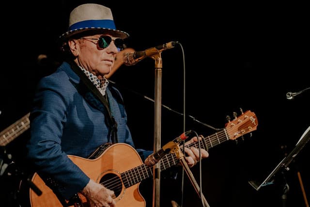 Van Morrison gallery photo 1