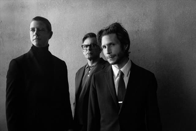 Interpol gallery photo 5