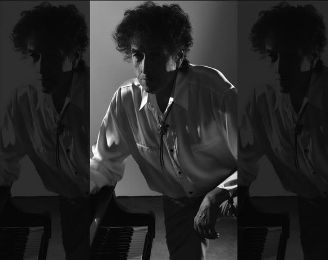 Bob Dylan gallery photo 2