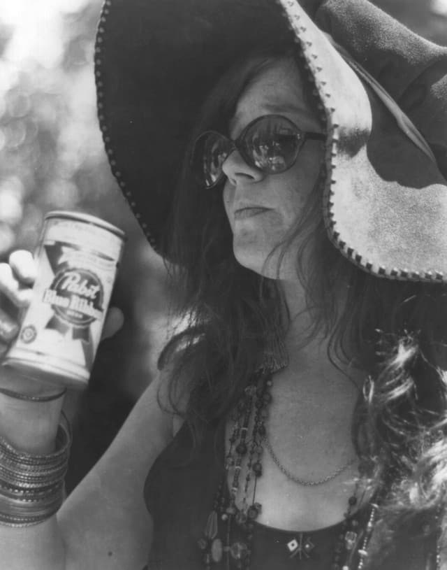 Janis Joplin gallery photo 8
