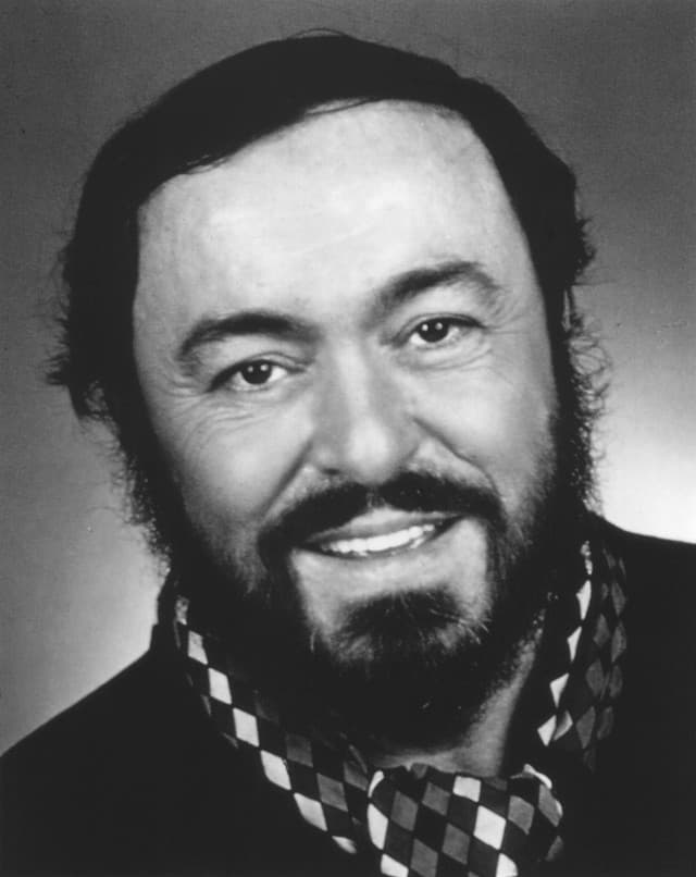Luciano Pavarotti gallery photo 3