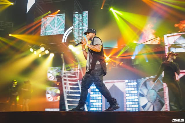 Don Omar gallery photo 9