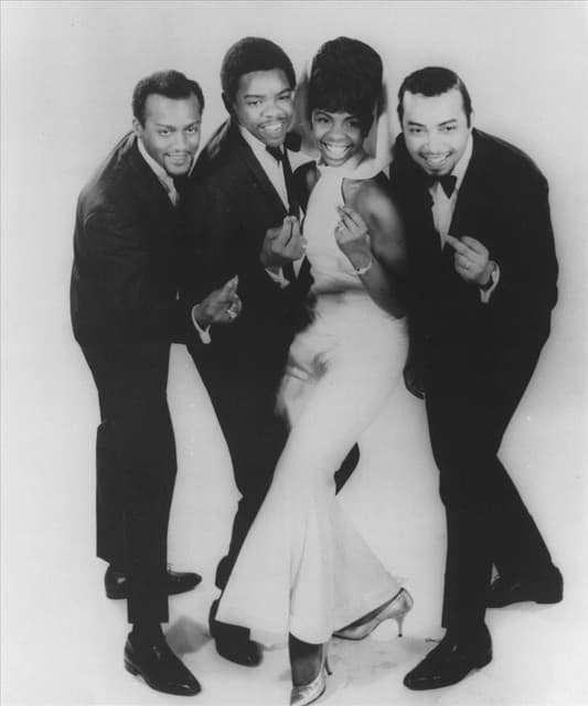 Gladys Knight gallery photo 10